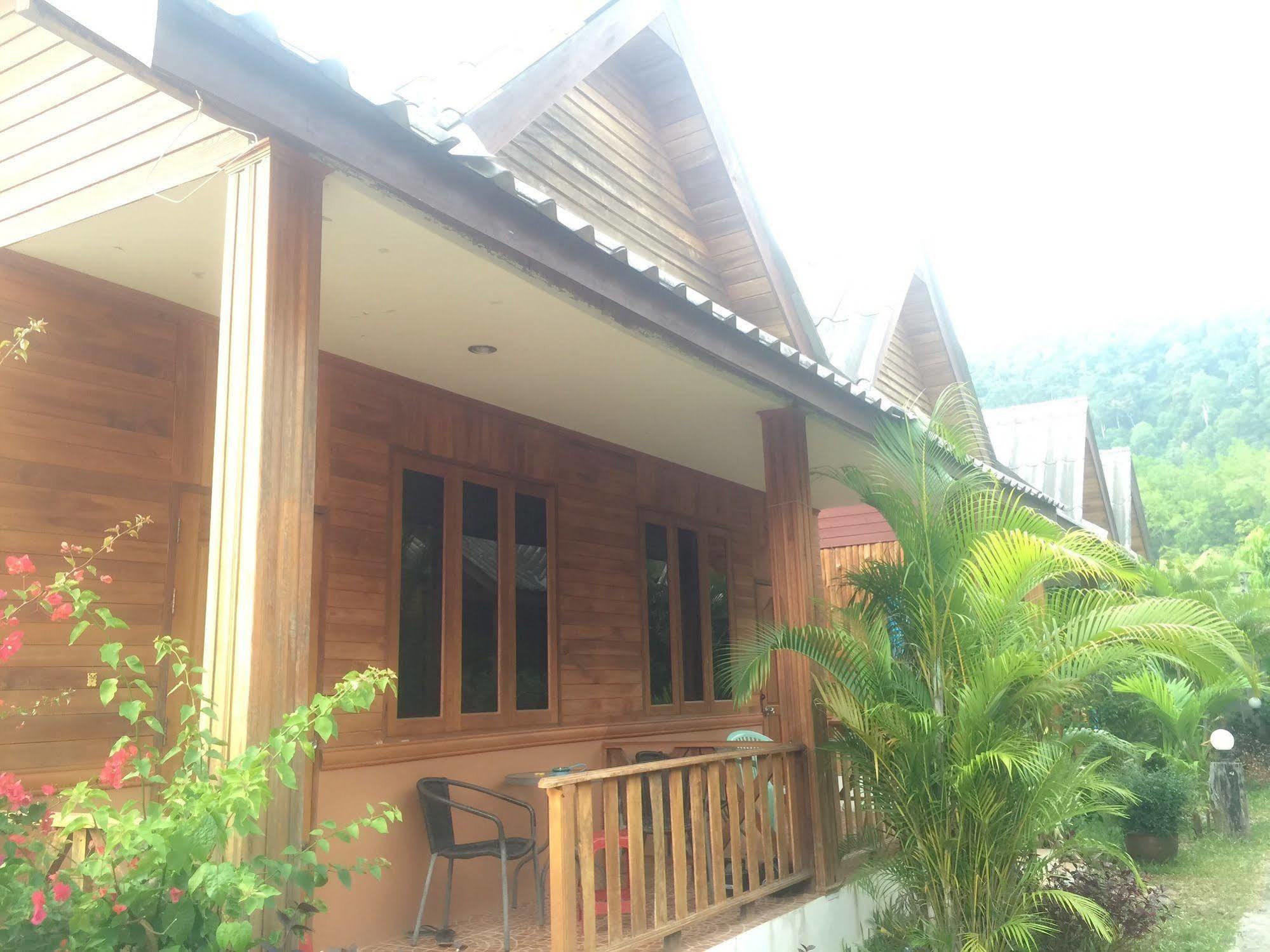 Poonsap Resort Ко-Ланта Екстер'єр фото