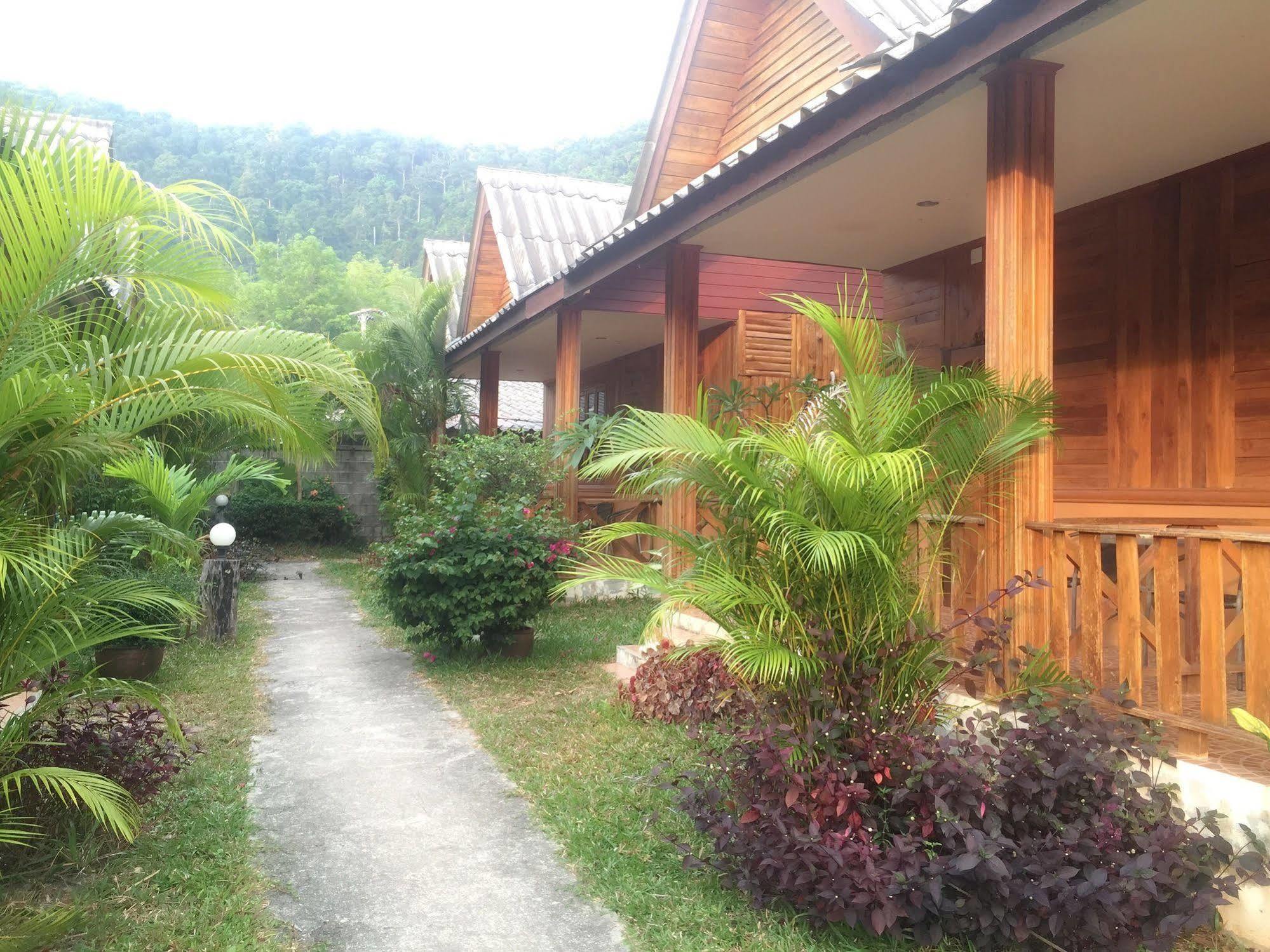 Poonsap Resort Ко-Ланта Екстер'єр фото