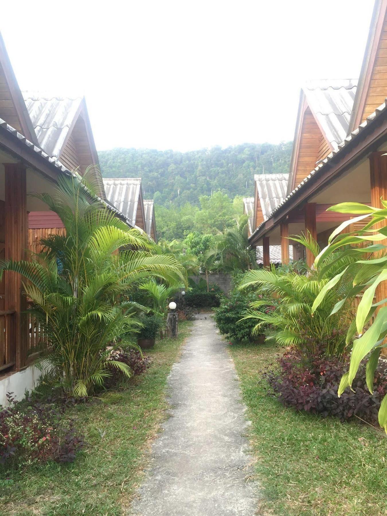 Poonsap Resort Ко-Ланта Екстер'єр фото