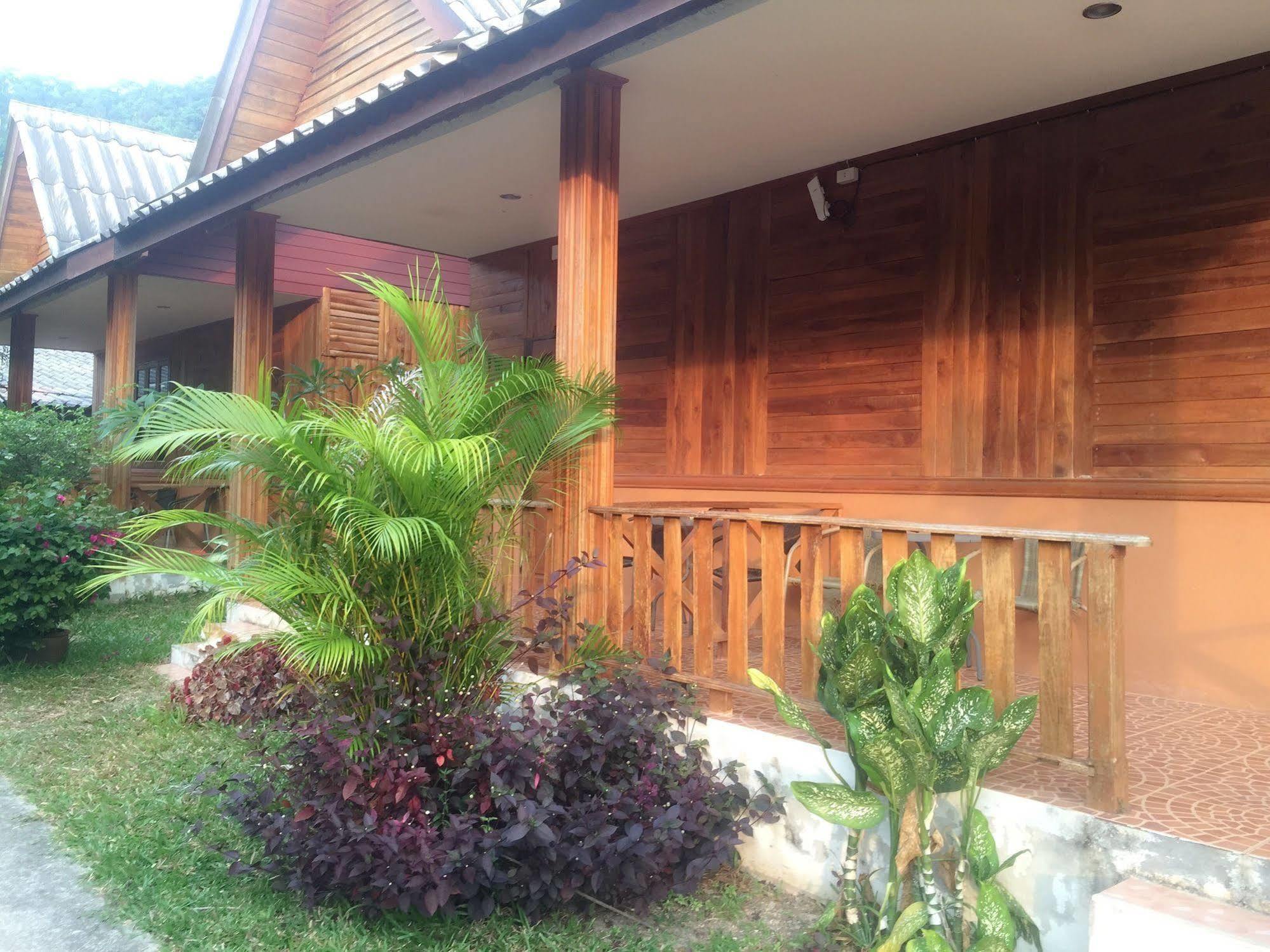 Poonsap Resort Ко-Ланта Екстер'єр фото
