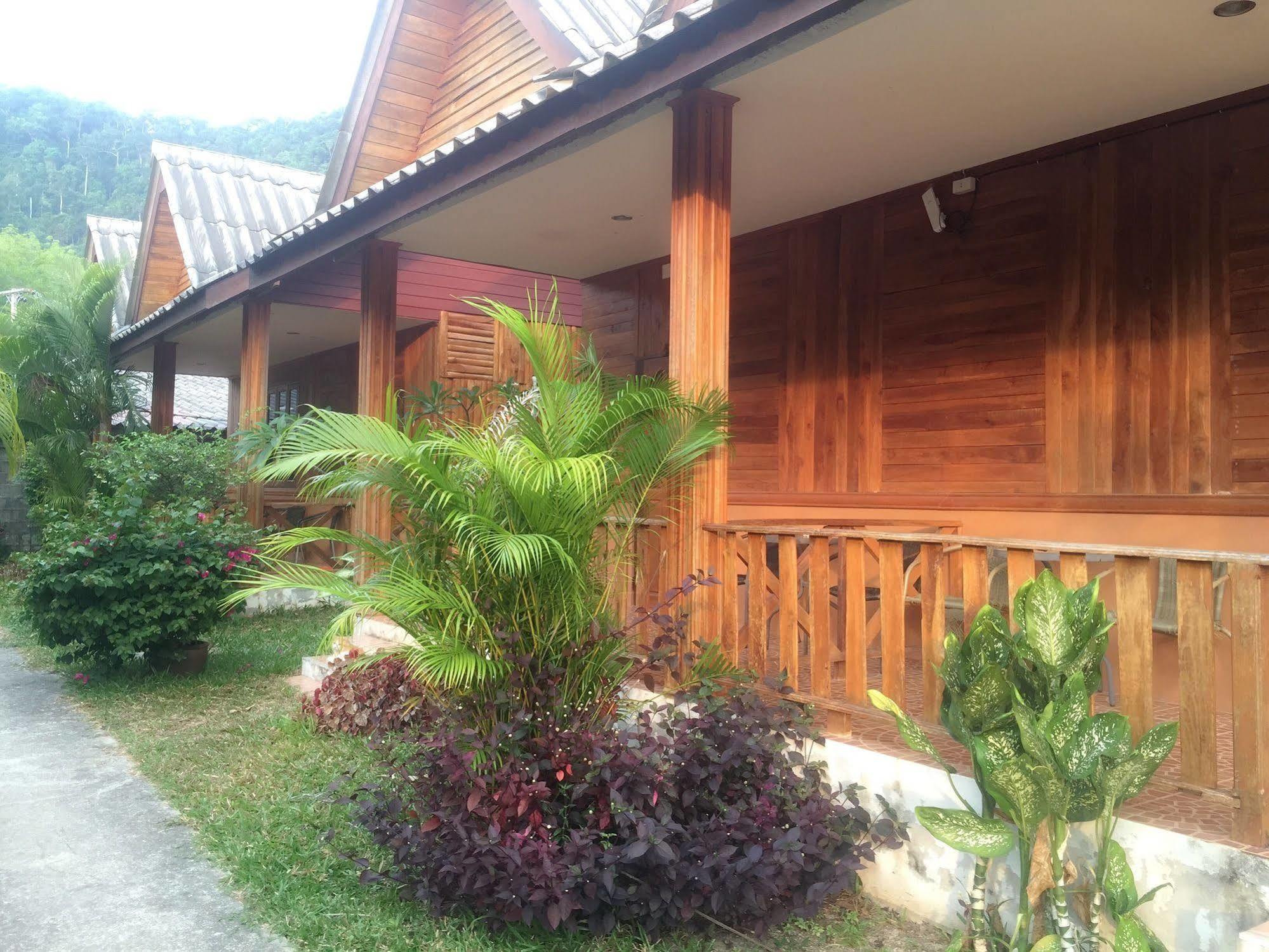 Poonsap Resort Ко-Ланта Екстер'єр фото
